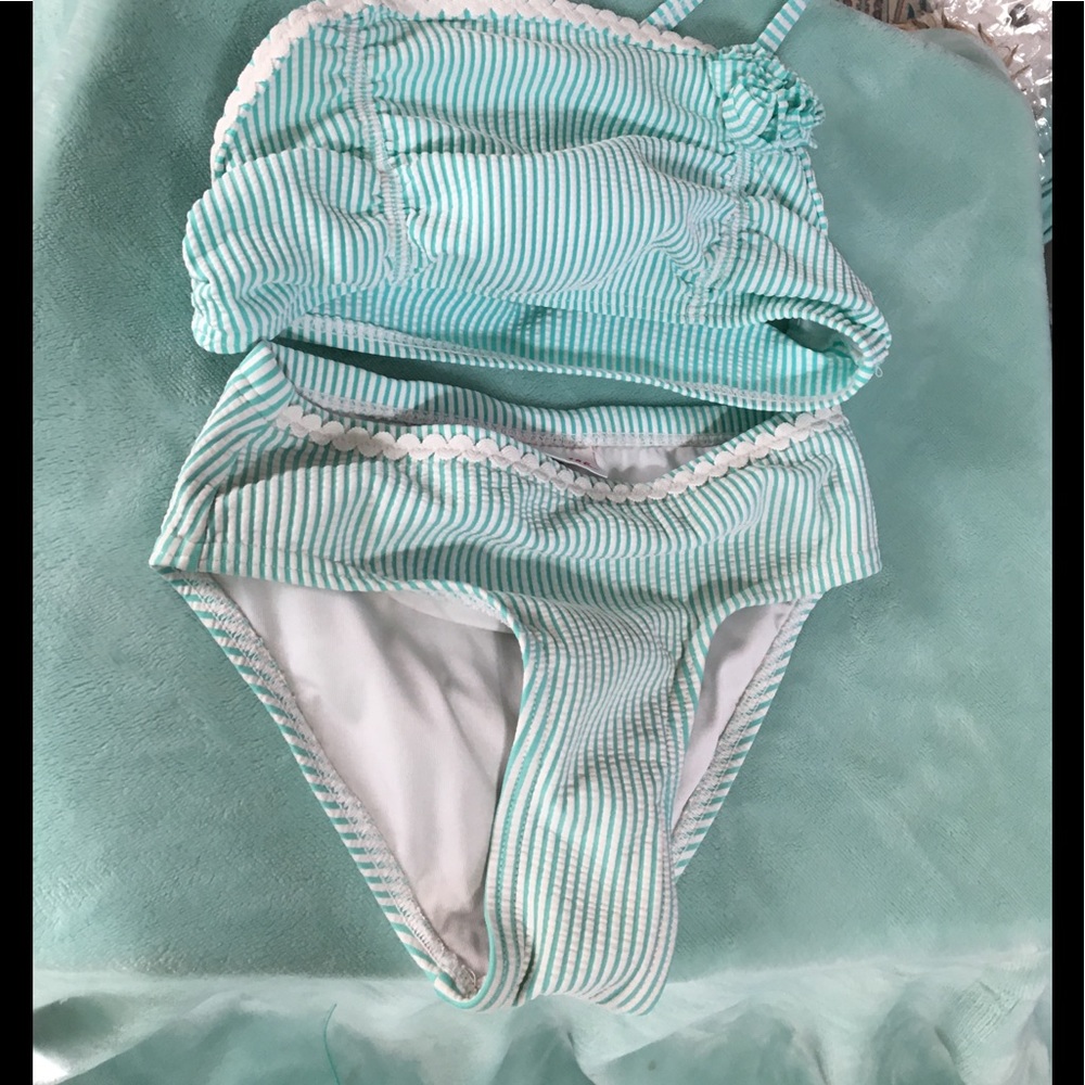 Girls swimsuit